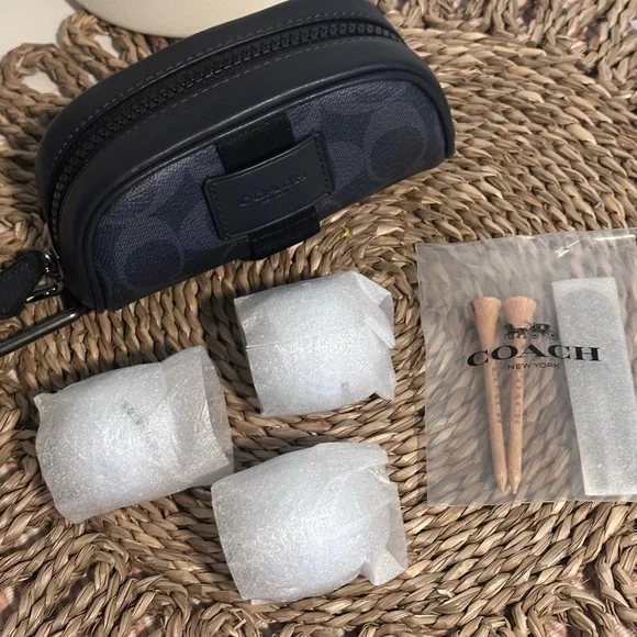 NWT ⛳️ Coach Golf Pouch Set